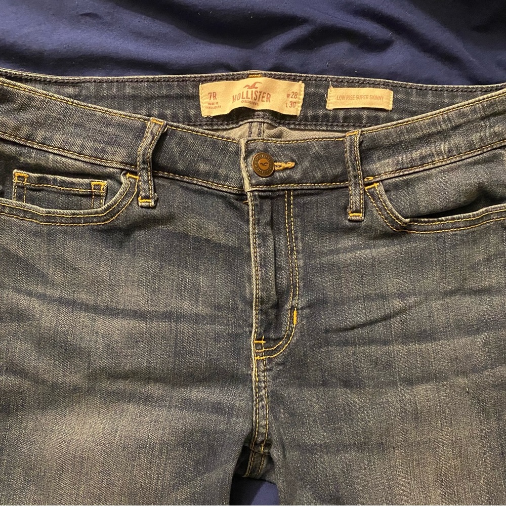 🌸Hollister low rise skinny jeans